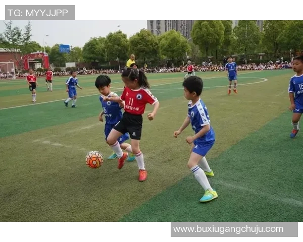 足球明星腿法大比拼谁能技压群雄展现绝佳球技与风采